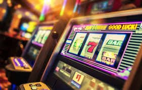 Pretty Gaming blackjack and roulette table options on bintaro88 login